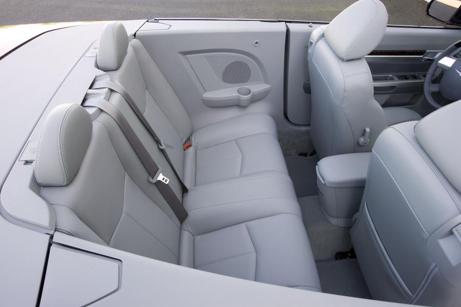  Chrysler Sebring Convertible 2008 года  (фото 33 из 150)